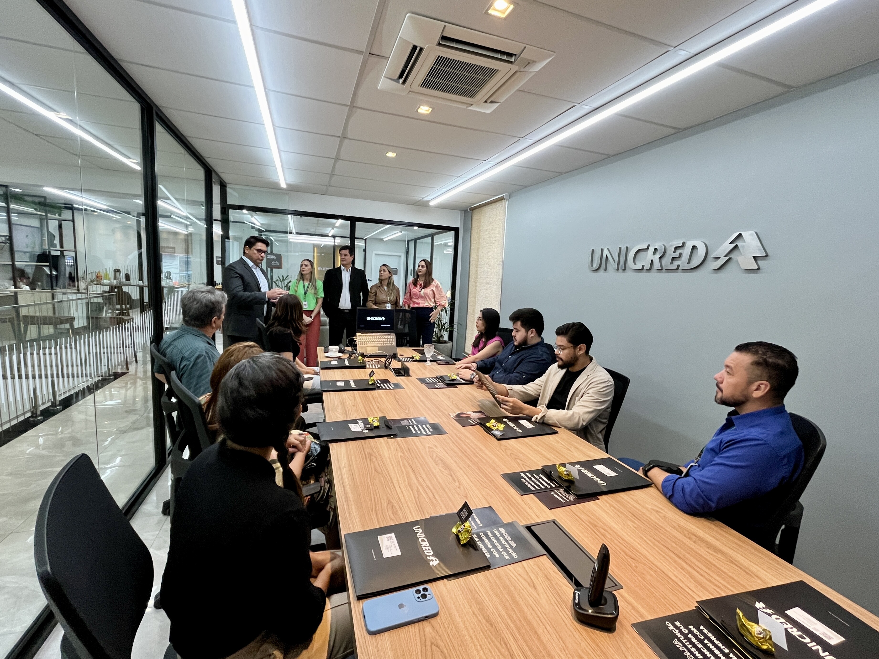 Café com Cooperado promovido pela Unicred Vale fortalece laço cooperativista 