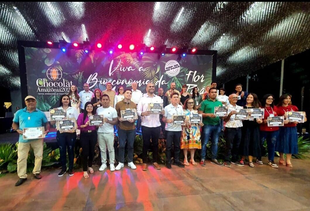 Cooperativa COOPATRANS (CacauWay) conquista prêmio de melhor amêndoa da Amazônia no Festival Internacional do Chocolate e Cacau em Belém