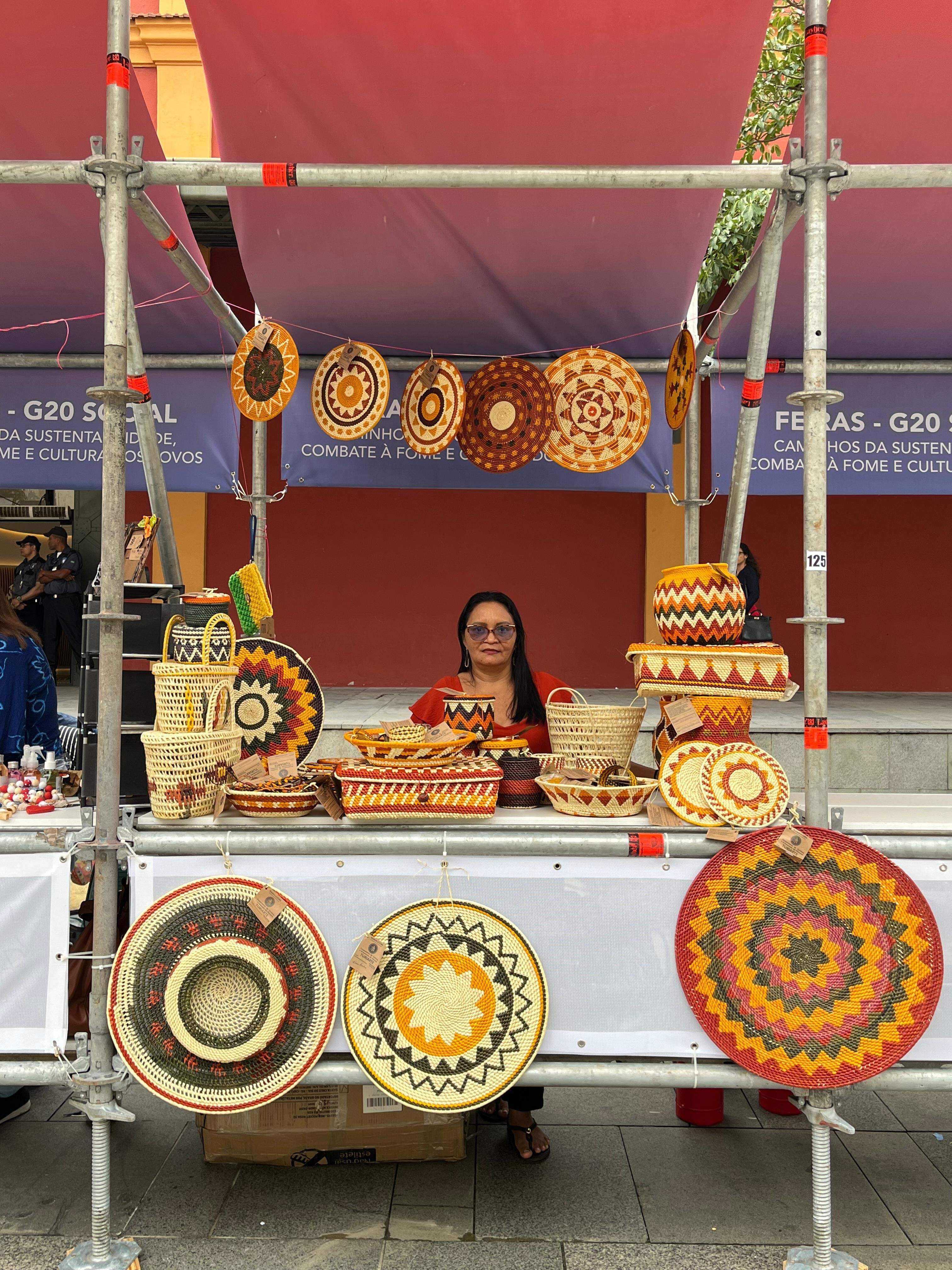 Turiarte leva a arte do Rio Arapiuns à Feira Social do G20, no Rio de Janeiro